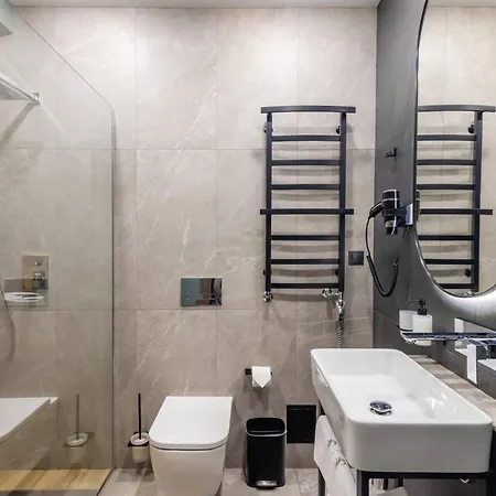 Aparthotel Shelter 4*