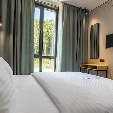 Shelter Aparthotel 3*