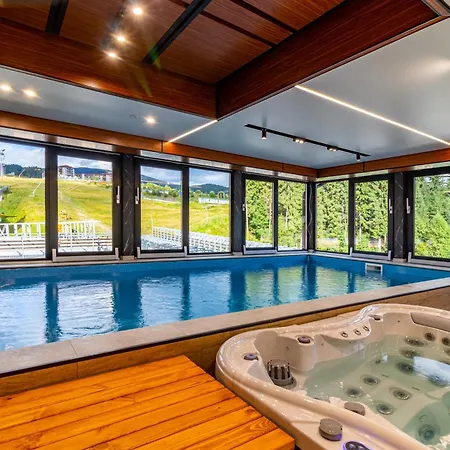 Shelter Hotel apartamentowy 4*