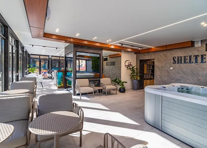 Shelter 4* בוקובל
