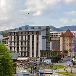 Shelter Hotel apartamentowy 4*