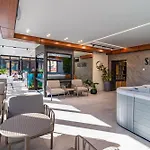 Shelter 4* Bukowel