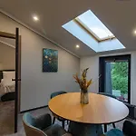 Shelter Bukowel
