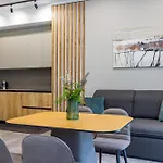 Hotel apartamentowy Shelter 4*