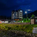 Hotel apartamentowy Shelter 4*