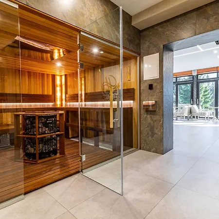 Apartmanhotel Shelter 4*