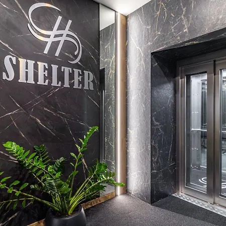 Shelter 4*